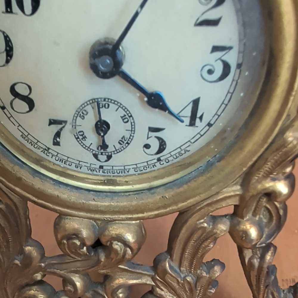 Vintage Gold Ornate Table Clock - Picture 3 of 5